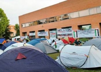 Realizan acampadas por Palestina en universidades de Italia
