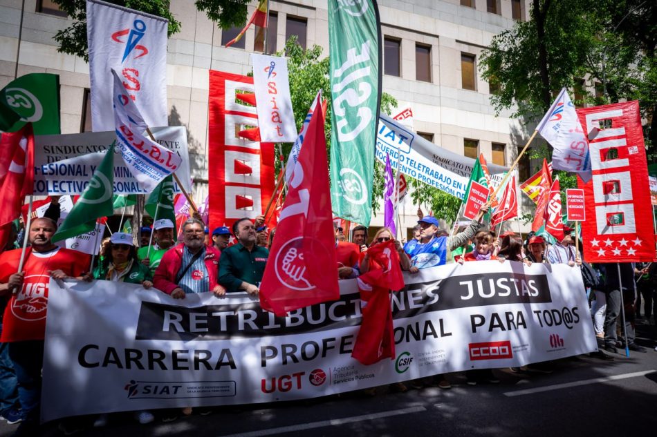 Sindicatos se movilizan frente a la Dirección General de la Agencia Tributaria ante el deterioro de las condiciones laborales de los/as trabajadores/as