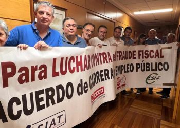 Los sindicatos suspenden el encierro en la AEAT y piden nombrar un mediador para solucionar el conflicto