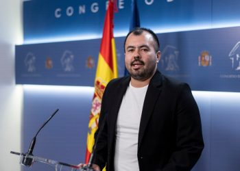 Izquierda Unida logra sacar adelante esta tarde en el Congreso su histórica propuesta para avanzar en la rebaja a los 16 años de la edad para votar
