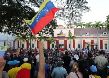Pueblo de Venezuela manifiesta respaldo al presidente Nicolás Maduro