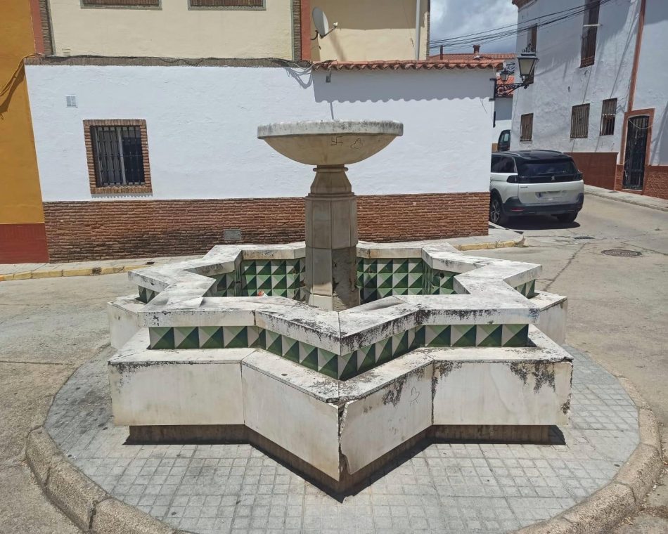 24 investigadores piden la preservación de la fuente de la estrella de ocho puntas en Nerva