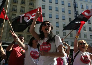 Atento inicia un ERE disfrazado de modificación sustancial