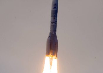 Éxito del vuelo inaugural de Ariane 6 con una incidencia al final