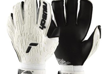 Nueva Colección de Guantes de Portero KEEPERsport: Innovación y Rendimiento en Cada Parada