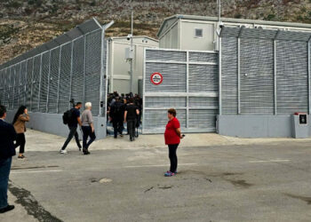 Los tribunales frenan los planes migratorios de Meloni en Italia