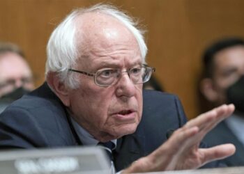 Bernie Sanders: «EEUU, un país cada vez más de ricos y pobres»