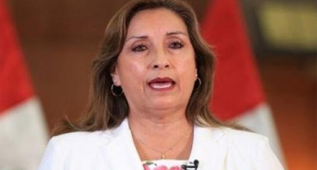 Boluarte reaparece tras su destitución como presidente de Perú y niega los cargos contra ella
