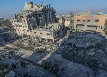 Ataque aéreo israelí contra la ciudad palestina de Gaza deja al menos cinco muertos
