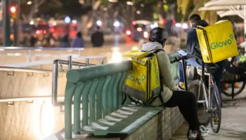 FSC-CCOO exigirá la protección y mejora de derechos laborales en Glovo tras su venta al fondo de inversión SSW