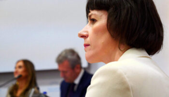 Ana Pontón pide a Rueda transparencia con Povisa