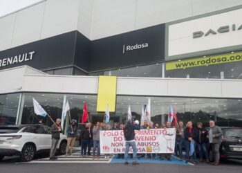 Intensa xornada de protestas da CIG-Industria de Ourense nas empresas Rodosa e UNVI