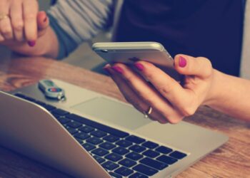 Cómo mejorar tu red de fibra y móvil: Trucos y consejos que realmente funcionan
