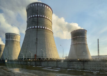 EE.UU. «no ve problema» en controlar las centrales nucleares de Ucrania