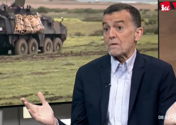 Maíllo alerta de que esa UE “que crea alarmismo” para “justificar la escalada bélica y aumentar el gasto militar” tiene enfrente la IU que defiende un “espacio de seguridad europeo compartido”