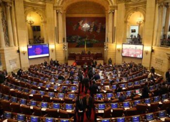 Colombia: Piden a ente legislativo permitir avance de reforma laboral