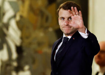 Macron aboga por incrementar masivamente el presupuesto militar en Europa