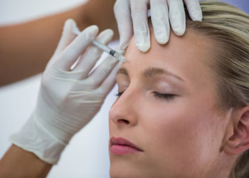 Los tratamientos de bótox en los labios para hombres como tendencia en la medicina estética