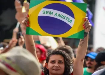 Brasil: rechazan amnistía para Bolsonaro y otros implicados en actos golpistas