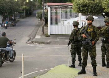 Más de 60.000 desplazados por la violencia armada en Catatumbo, Colombia
