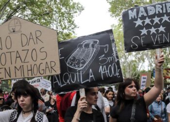 CCOO y UGT apoyan las movilizaciones por el derecho a la vivienda del 5 de abril