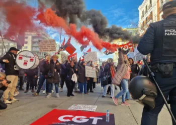 Continúan las movilizaciones en El Corte Inglés para denunciar las condiciones laborales precarias