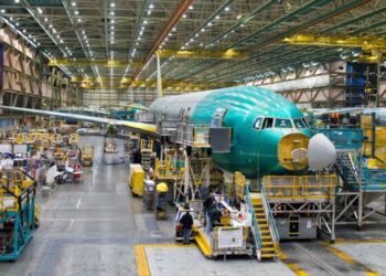 China congela compra de aviones Boeing; mazazo irrita a Trump