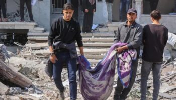 El ejército israelí mata a 13 palestinos en Gaza