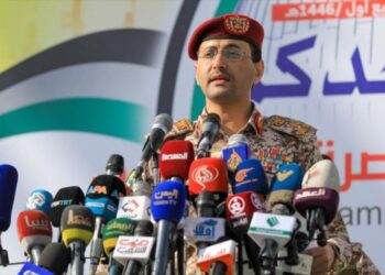 Yemen ataca puntos clave de Israel con misil hipersónico y dron kamikaze