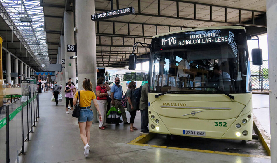 Adelante Andalucía critica el ridículo que están haciendo Óscar Puente y la Junta de Andalucía con la gratuidad del transporte