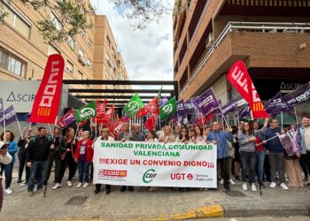 CCOO, UGT y CSIF denuncian que el personal de la sanidad privada tiene los sueldos congelados