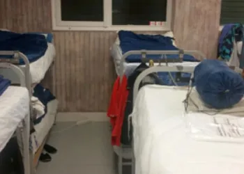 Elkarrekin Podemos denuncia que el albergue invernal de Uribe Kosta estuvo cerrado durante 12 días en los que los termómetros bajaron de 5ºC