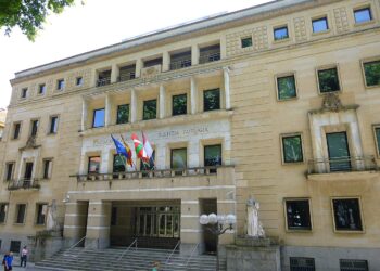 FACUA Euskadi insta al Gobierno Vasco a solventar la situación de colapso de los tribunales