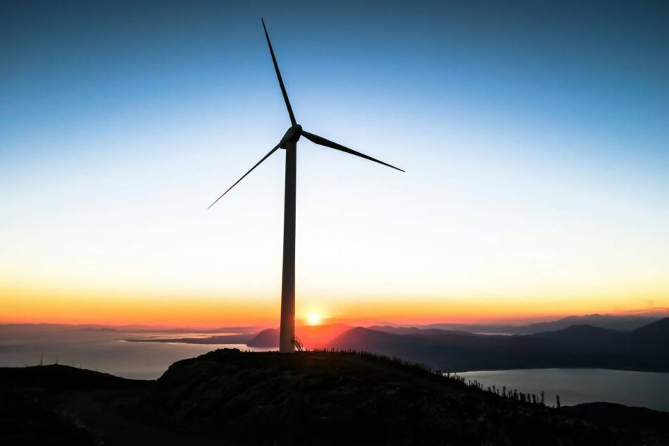 Cómo garantizar la estabilidad de las redes eléctricas con una participación creciente de renovables
