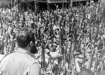 Cuba conmemora el 64º aniversario de la proclamación del carácter socialista de la Revolución