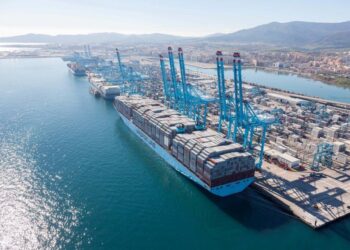 Un nuevo cargamento militar rumbo a Israel cruzará el Estrecho de Gibraltar con el apoyo de Maersk y la complicidad de los puertos de Barcelona, Valencia y Algeciras