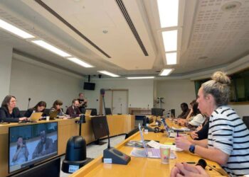 Ecologistas en Acción viaja con una delegación a Bruselas para denunciar ante la Comisión y el Parlamento Europeo las consecuencias sociales y ecológicas negativas de la agroindustria