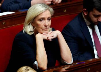 París bajo tensión, movilizaciones encontradas en torno a Le Pen
