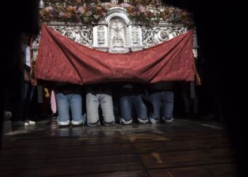Granada Laica denuncia el desorbitado aumento de las subvenciones a las cofradías y otros abusos por semana santa