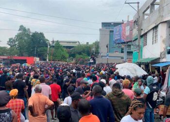 Puerto Príncipe sigue sumida en la tensión tras movilización popular exigiendo seguridad en Haití