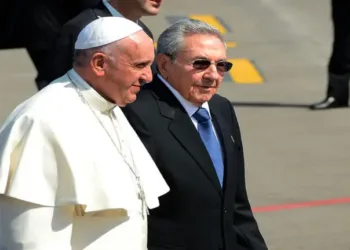 Raúl Castro Ruz reafirma principios de solidaridad ante la partida del Papa Francisco
