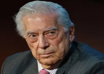 Fallece escritor peruano Mario Vargas Llosa a la edad de 89 años