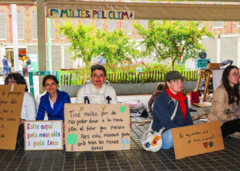 Acción mundial de Madres Rebelión por el Día de la Tierra