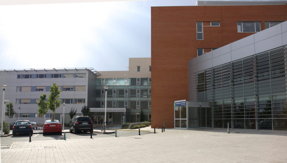 Una trabajadora del laboratorio del Hospital La Mancha Centro percibirá la prestación por riesgo durante la lactancia por exposición a sustancias tóxicas