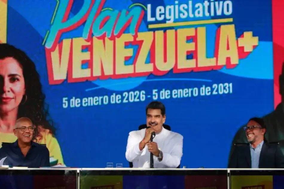 Presidente Maduro denuncia ataque contra sistema eléctrico para sabotear elecciones del 25M