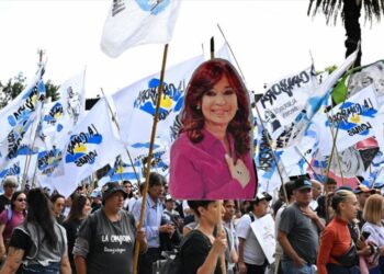 Cristina Fernández lidera intención de voto sobre aliados de Milei y Macri