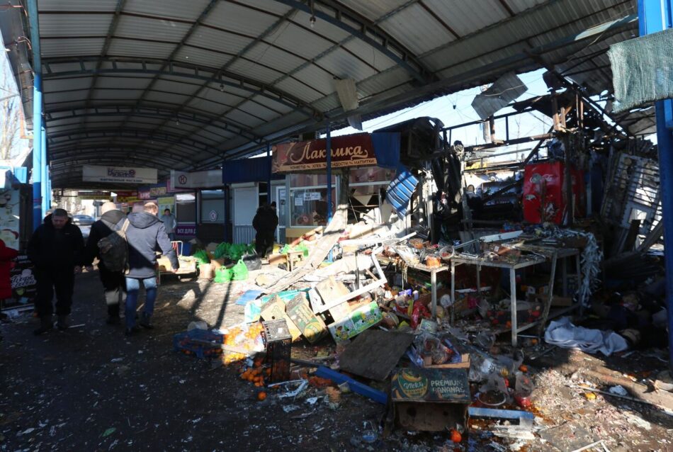 Siete muertos por un ataque ucraniano a un mercado civil en Jersón
