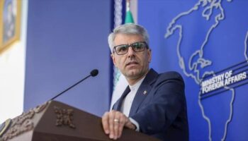 Irán denuncia hostilidad absurda de EEUU: no son serios en diálogos