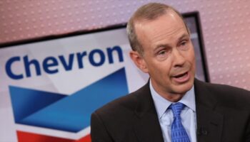 Chevron advierte a EEUU sobre salida de la petrolera de Venezuela