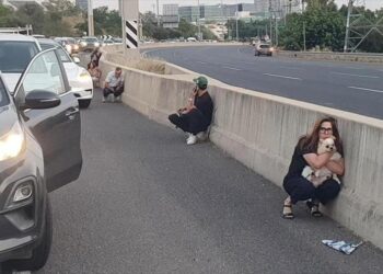 Un ataque con misiles desde Yemen cierra el aeropuerto Ben Gurión